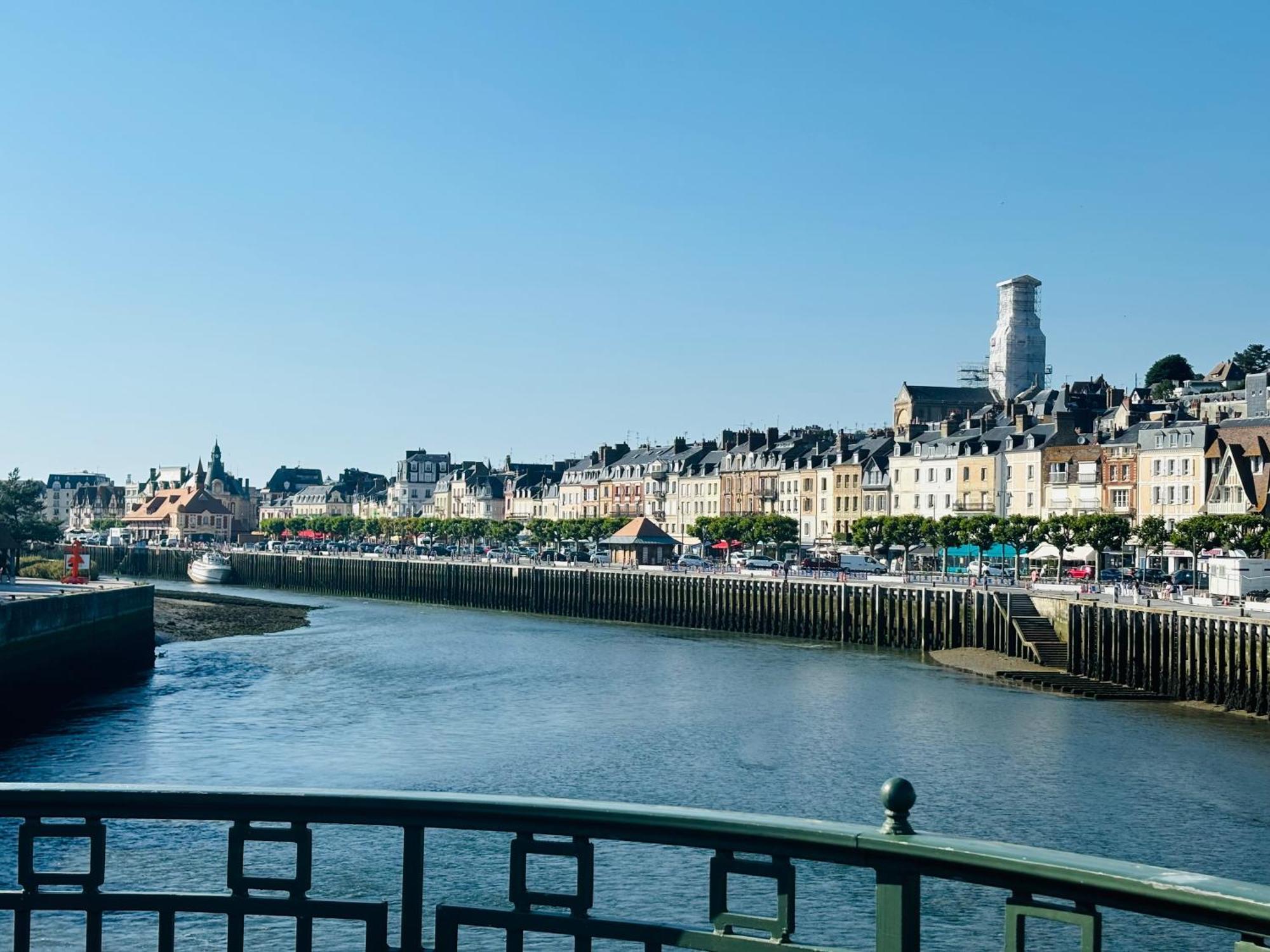 Cosy Appart - Plage A 2Min - Casino A 1Min Trouville-sur-Mer Zewnętrze zdjęcie